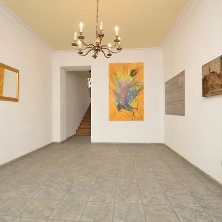 Premium City Apartment