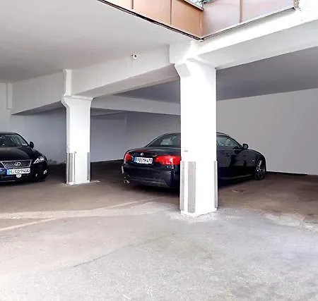 Premium City Apartment *